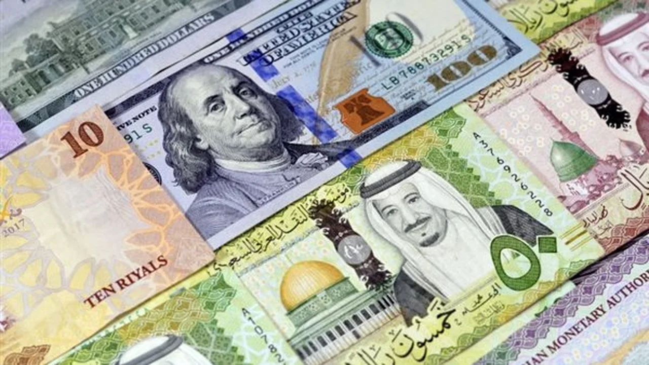 تحركات سعر الدولار أمام الريال السعودي وتأثيراتها الاقتصادية